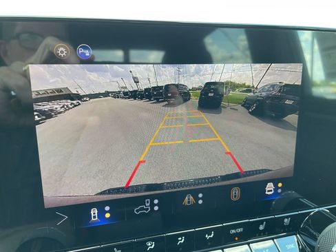 New 2026 Chevrolet Colorado Z71 w/ Technology Package AWD/4WD image 21