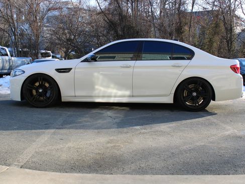 Used 2016 BMW M5 Sedan 4D image 24