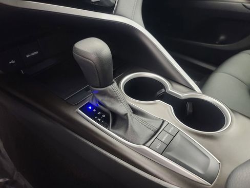 Used 2024 Toyota Camry LE image 33