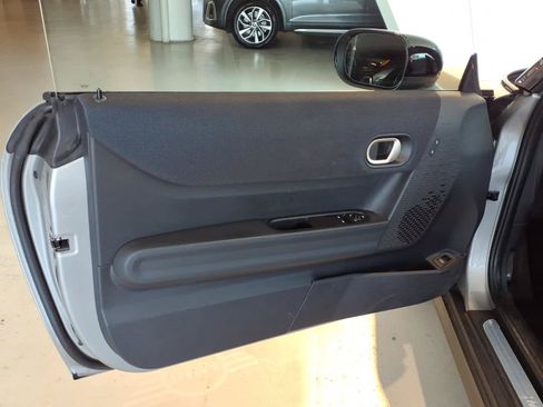 Used 2025 MINI Cooper S FWD image 10