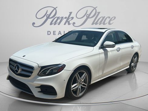 Used 2018 Mercedes-Benz E 300 image 1