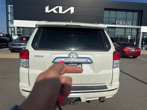 Used 2010 Toyota 4Runner Limited AWD/4WD image 7