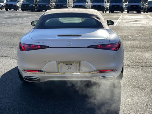 New 2026 Mercedes-Benz Maybach SL 680 image 12