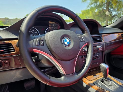 Used 2008 BMW 328i Convertible RWD image 28