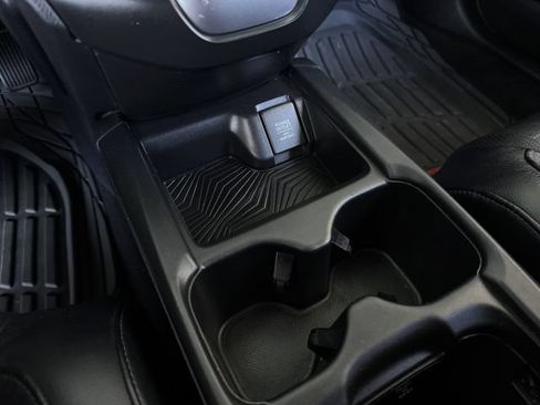 Used 2018 Honda CR-V Touring image 26