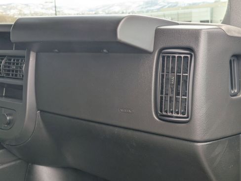 New 2025 GMC Savana 2500 Work Van w/ Safety Package image 19