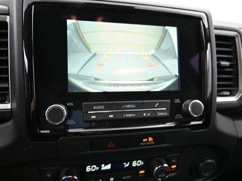 Used 2023 Nissan Frontier SV w/ SV Convenience Package image 17