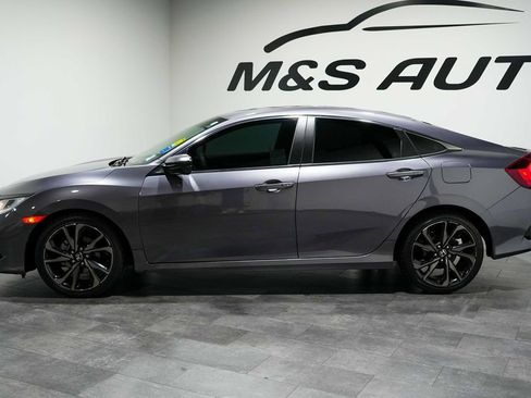 Used 2019 Honda Civic Sport image 3