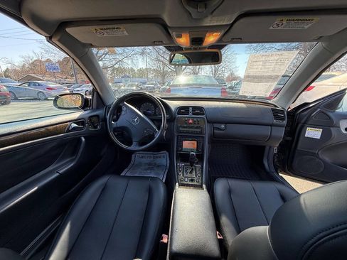 Used 2002 Mercedes-Benz CLK 430 Cabriolet image 19