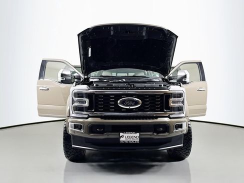 Used 2026 Ford F450 Platinum w/ Platinum Plus Package image 32