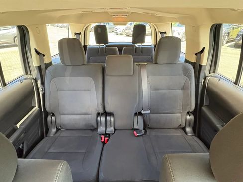 Used 2018 Ford Flex SE FWD image 32