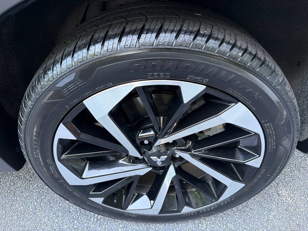 Used 2024 Mitsubishi Outlander SE AWD/4WD image 20