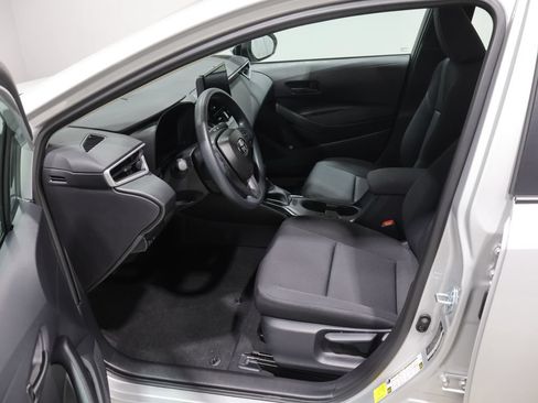 Used 2026 Toyota Corolla LE FWD image 9