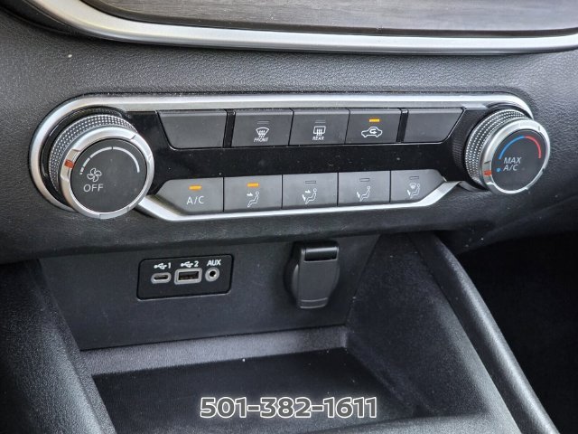 Used 2025 Nissan Altima 2.5 SV FWD image 24