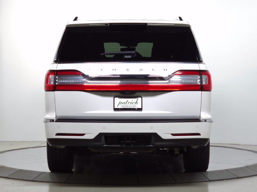 Used 2020 Lincoln Navigator L Reserve w/ Luxury Package AWD/4WD image 7