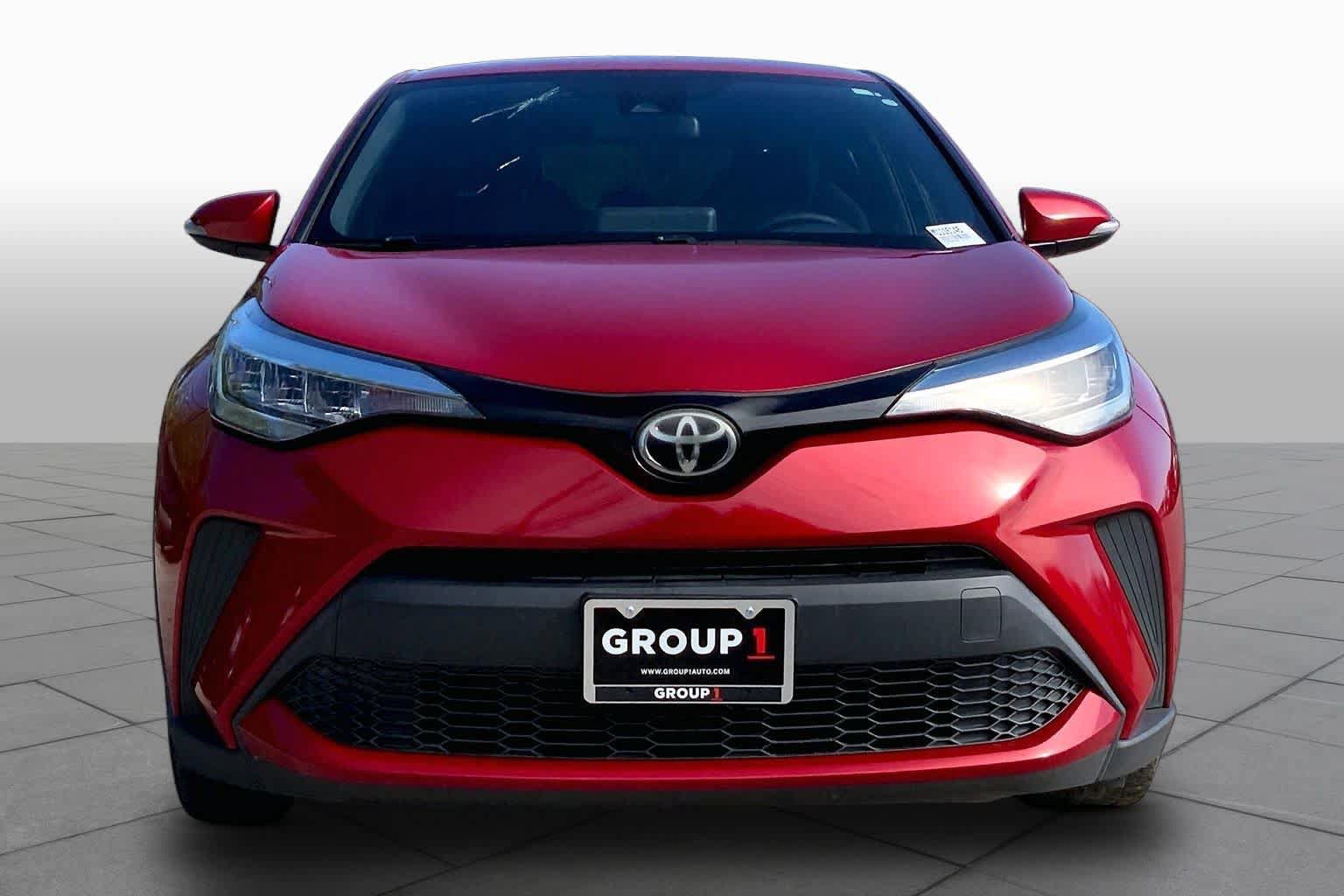 Used 2021 Toyota C-HR XLE FWD image 4