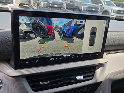 New 2026 Ford Explorer Active RWD image 13
