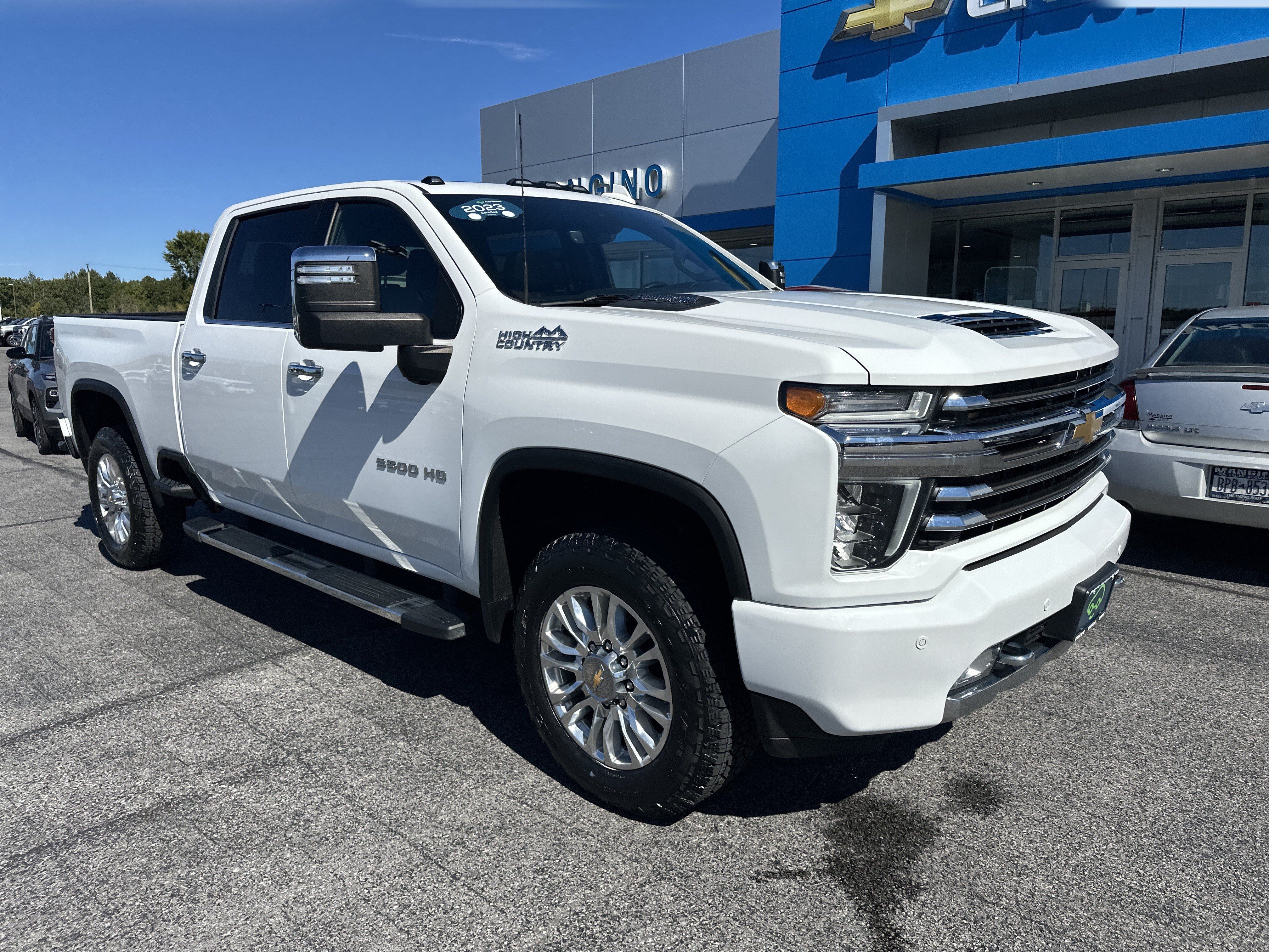 Used 2023 Chevrolet Silverado 3500 High Country w/ Z71 Off-Road Package AWD/4WD image 2