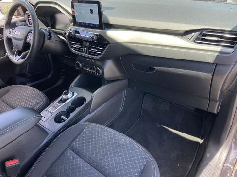 Used 2023 Ford Escape Active AWD/4WD image 24