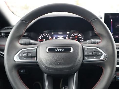 Used 2024 Jeep Compass Trailhawk image 14