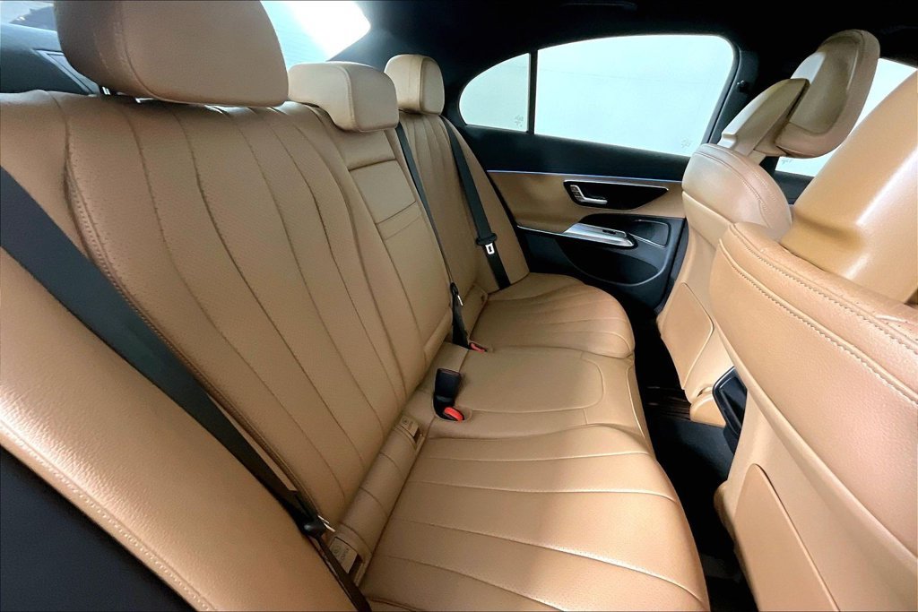 Certified 2026 Mercedes-Benz E 350 4MATIC Sedan image 19