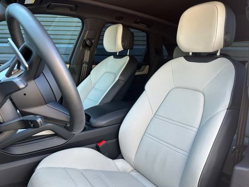 Certified 2026 Porsche Cayenne E-Hybrid AWD/4WD image 18