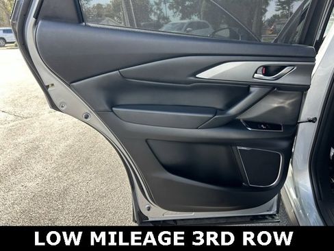 Used 2022 MAZDA CX-9 Touring w/ Touring Premium Package image 13