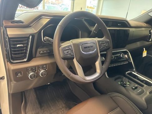 New 2026 GMC Sierra 3500 Denali w/ Technology Package image 24
