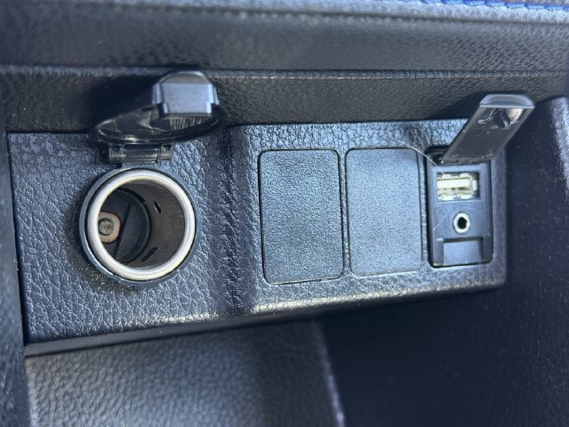 Used 2017 Toyota Corolla SE FWD image 19