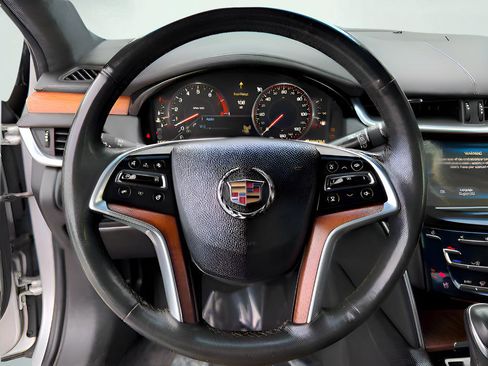 Used 2015 Cadillac XTS Premium image 29