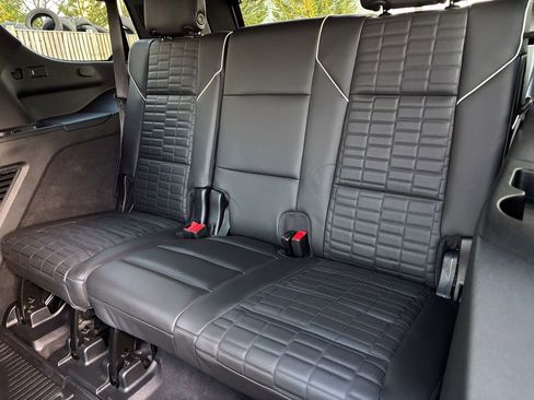 Used 2023 Cadillac Escalade Sport Platinum w/ LPO, ONYX Package image 47