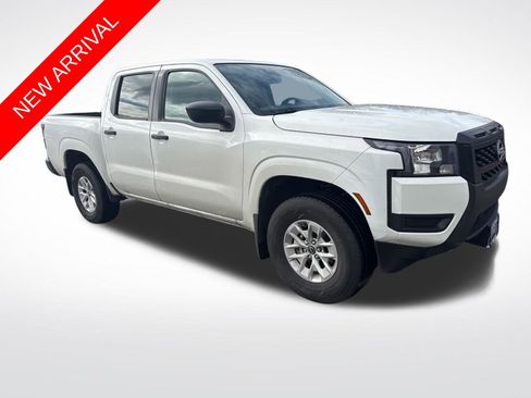 Used 2025 Nissan Frontier S w/ S Utility Package image 1