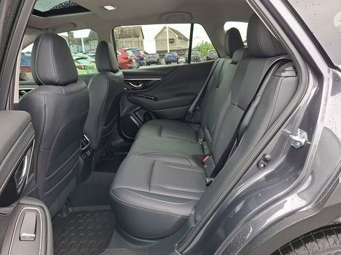 Used 2024 Subaru Outback Limited AWD/4WD image 11