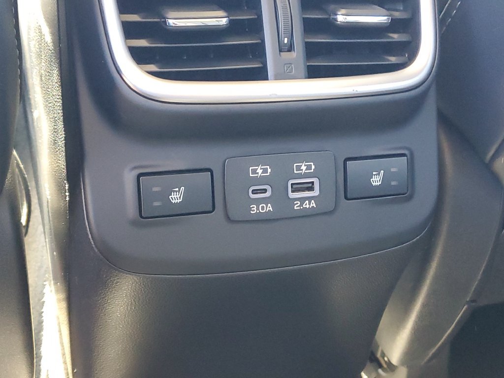 Used 2024 Subaru Outback Limited AWD/4WD image 16