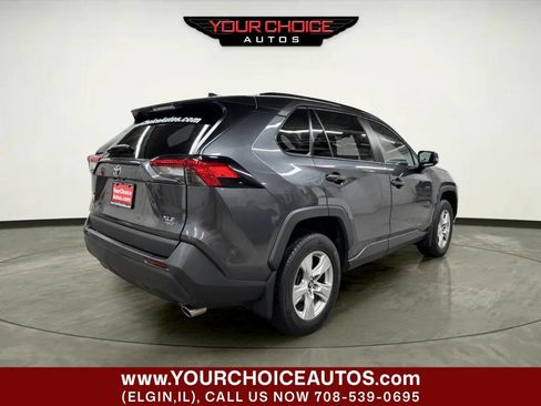 Used 2021 Toyota RAV4 XLE image 5