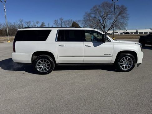 Used 2019 GMC Yukon XL Denali w/ Open Road Package image 6