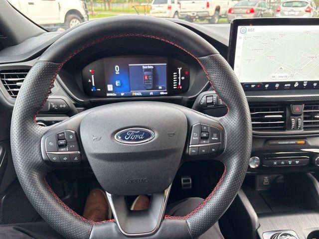 Used 2024 Ford Escape ST-Line w/ Tech Pack #1 AWD/4WD image 24