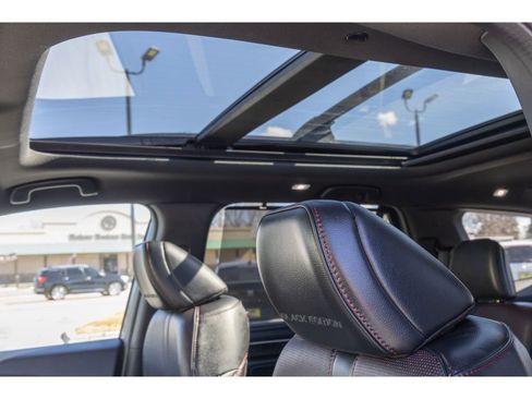 Used 2025 Honda Pilot Black Edition image 19