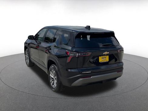 Used 2025 Chevrolet Equinox LT FWD image 11