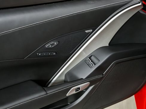 Used 2016 Chevrolet Corvette Z06 w/ 2LZ Preferred Equipment Group image 18