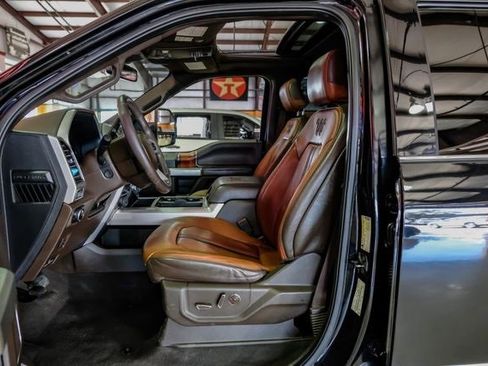 Used 2020 Ford F250 King Ranch w/ King Ranch Ultimate Package image 6