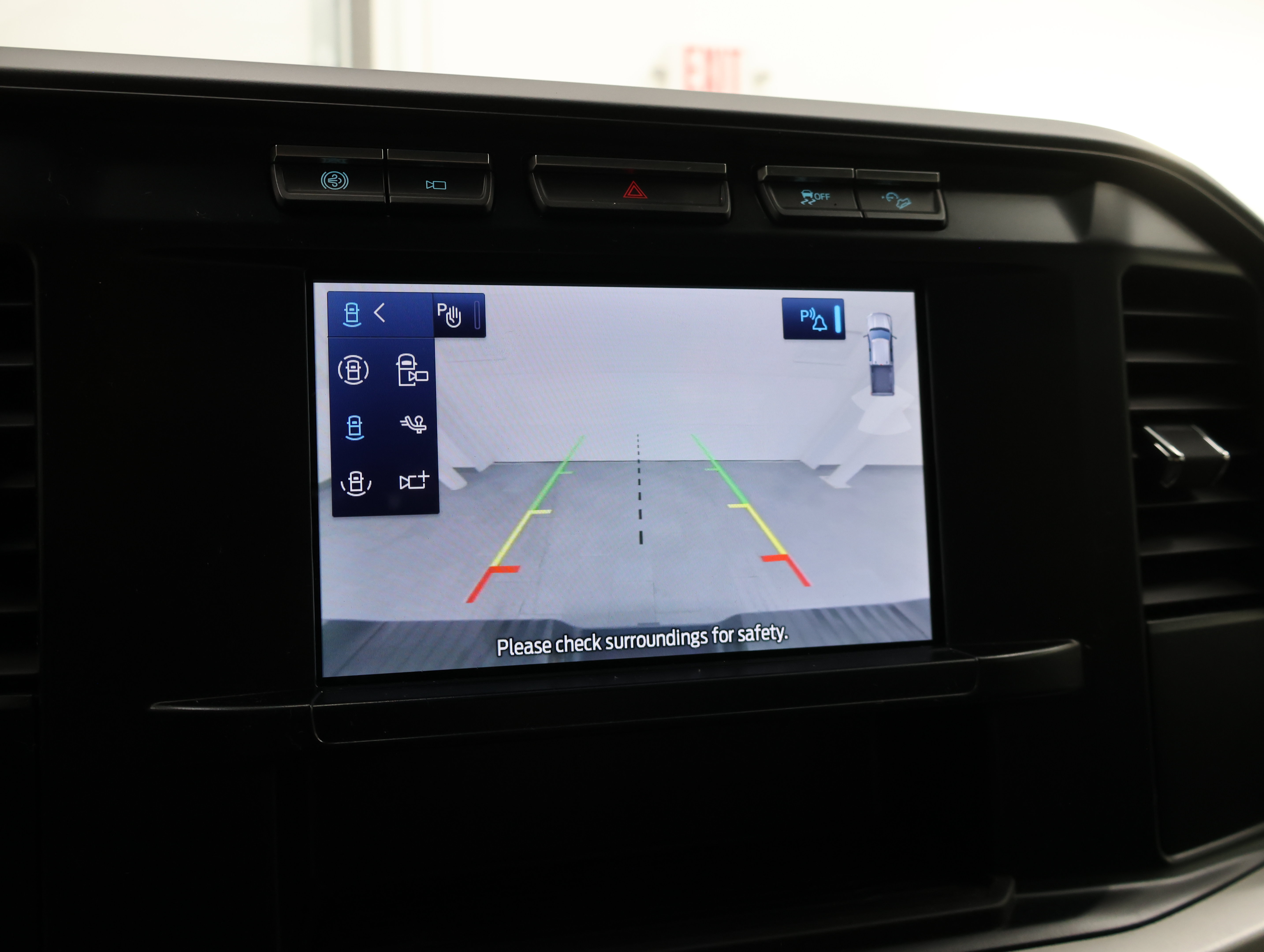 Used 2023 Ford F250 XL w/ 360-Degree Camera Package AWD/4WD image 17