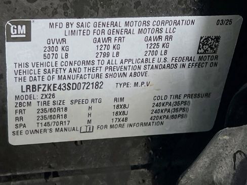 Used 2025 Buick Envision Preferred image 31