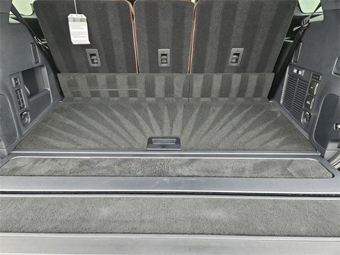 New 2025 Lincoln Navigator Reserve image 31