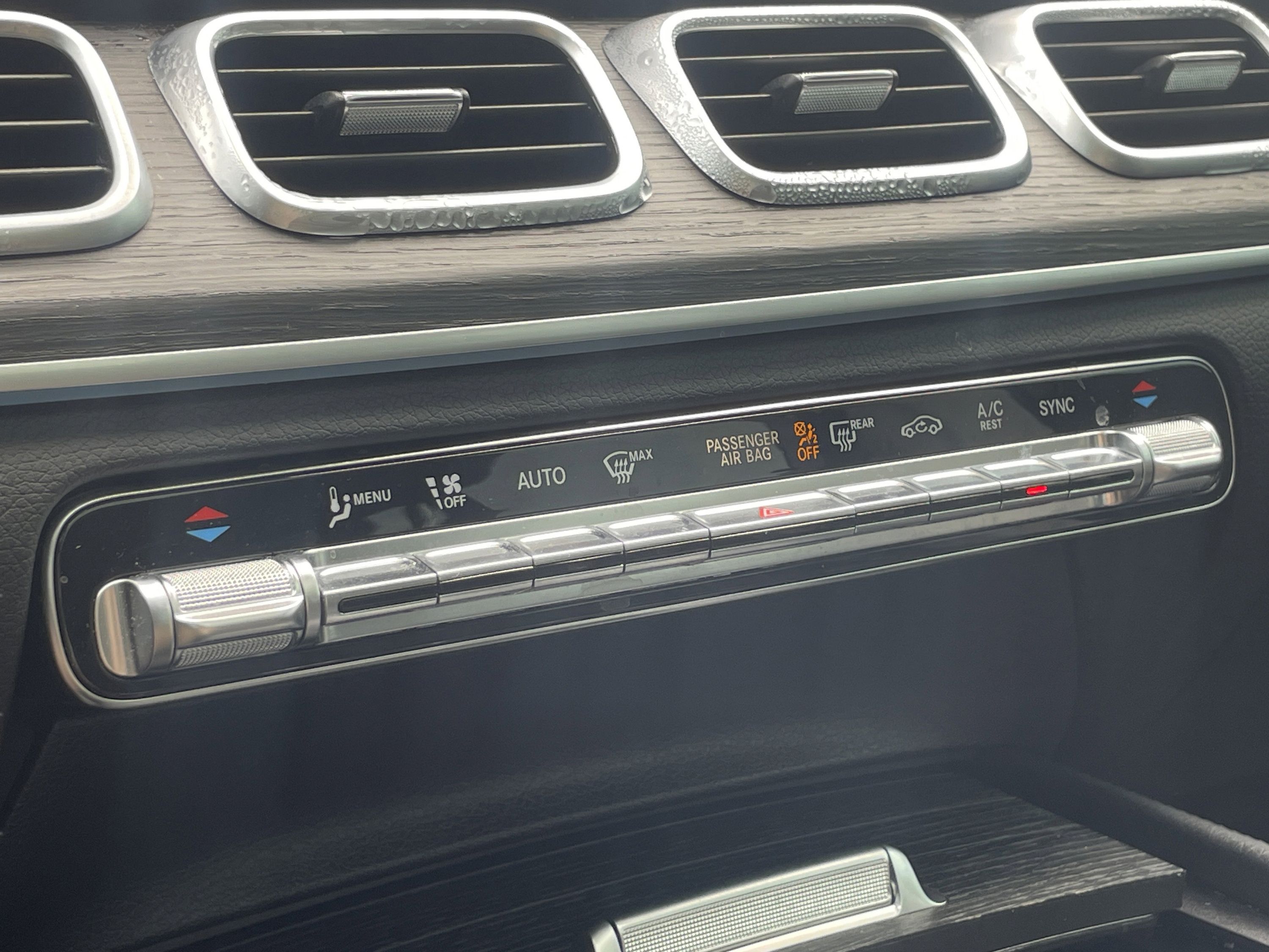 Used 2023 Mercedes-Benz GLS 580 4MATIC image 19