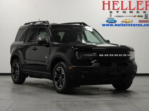 Used 2025 Ford Bronco Sport Outer Banks w/ Outer Banks Tech Package+ image 1