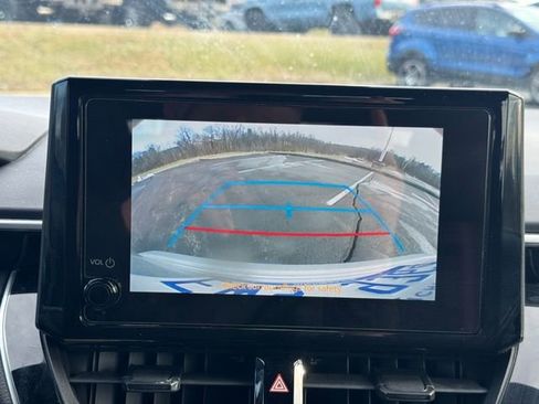 Used 2024 Toyota Corolla SE image 19