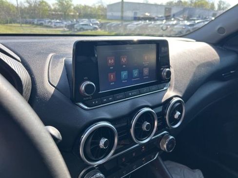 Used 2020 Nissan Sentra S image 8