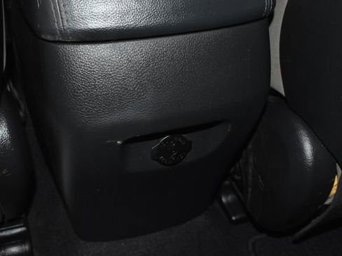 Used 2013 Hyundai Santa Fe GLS w/ Popular Equipment Pkg image 21