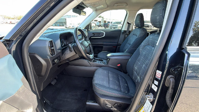 Used 2023 Ford Bronco Sport Heritage w/ Heritage Convenience Package AWD/4WD image 12